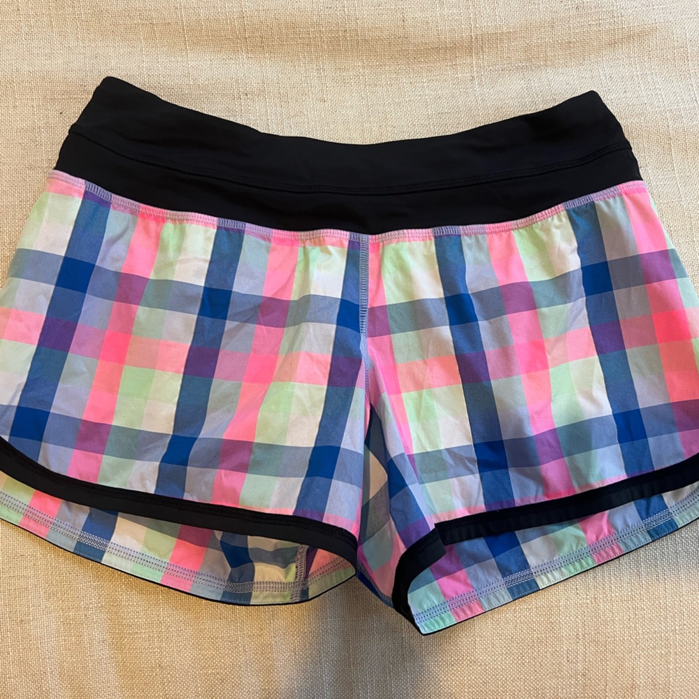 lululemon sz 6 shorts